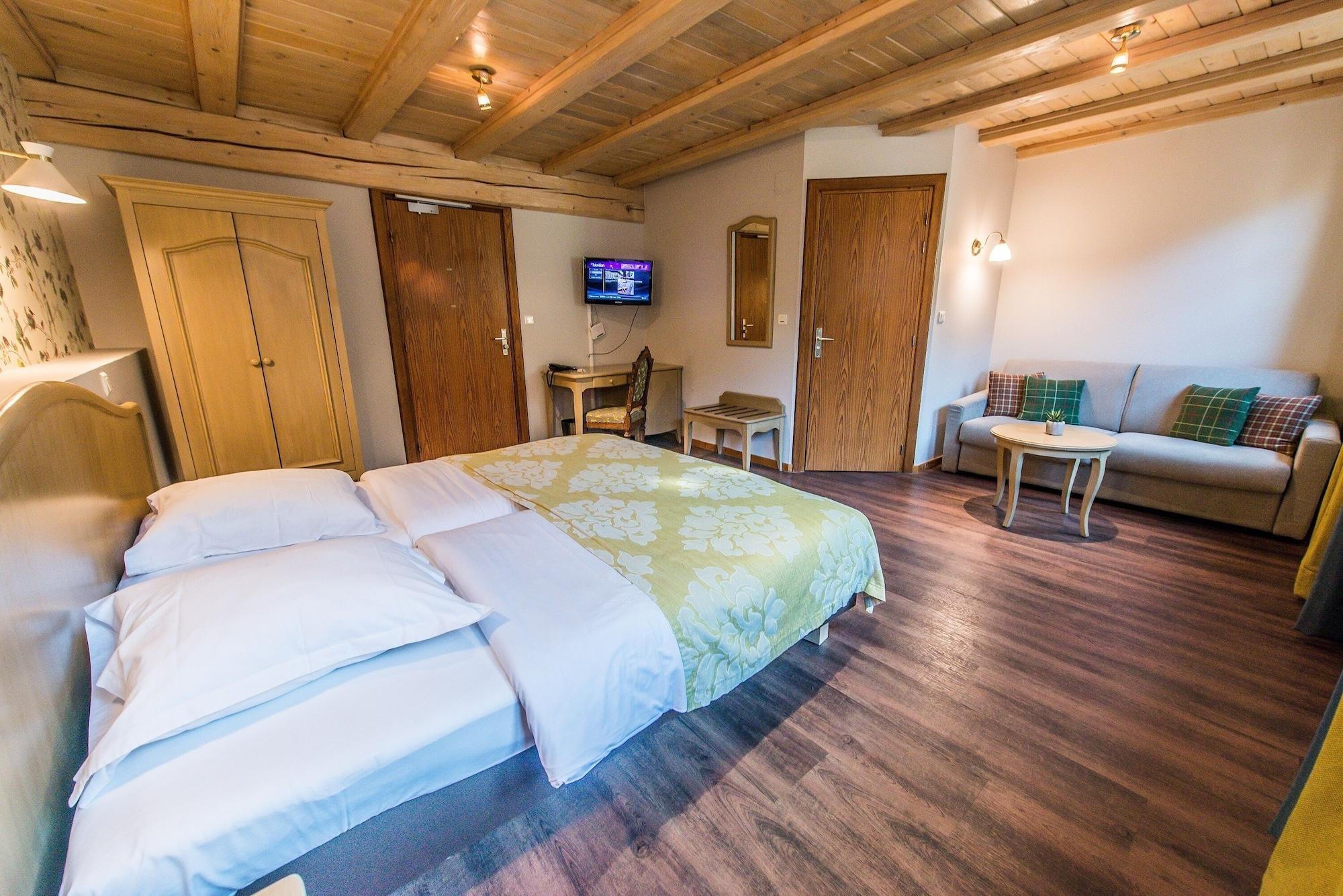 Hotel Au Lion รีโบวิลเล ภายนอก รูปภาพ
