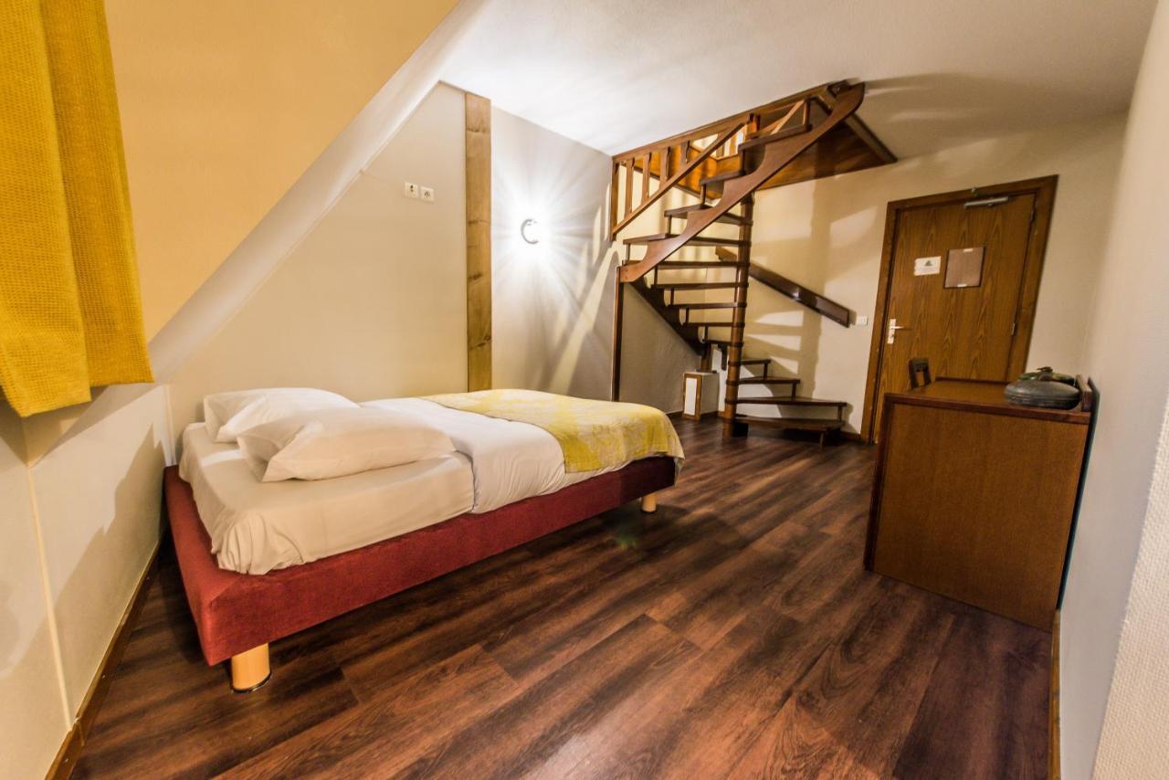 Hotel Au Lion รีโบวิลเล ภายนอก รูปภาพ